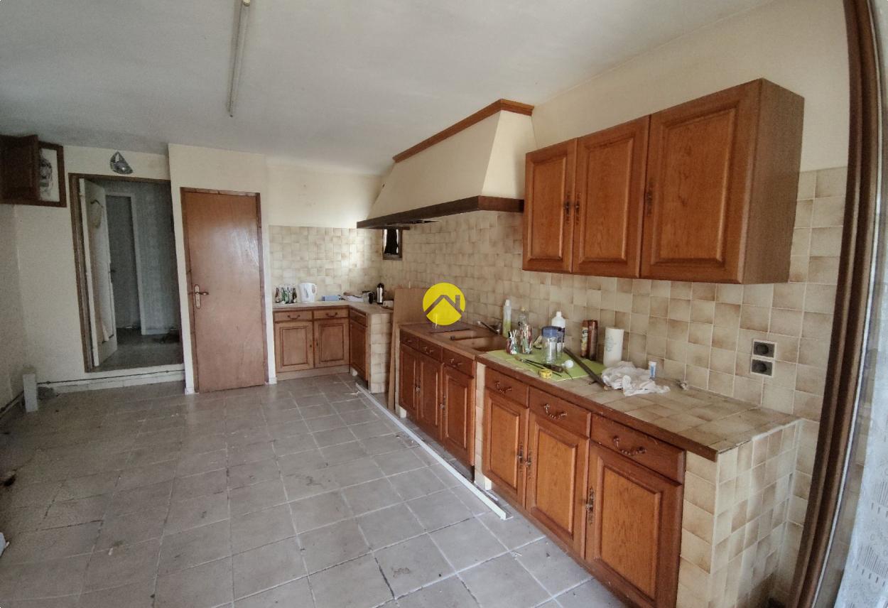 Maison 6 pièces 110 m² à Sancoins, photo 3
