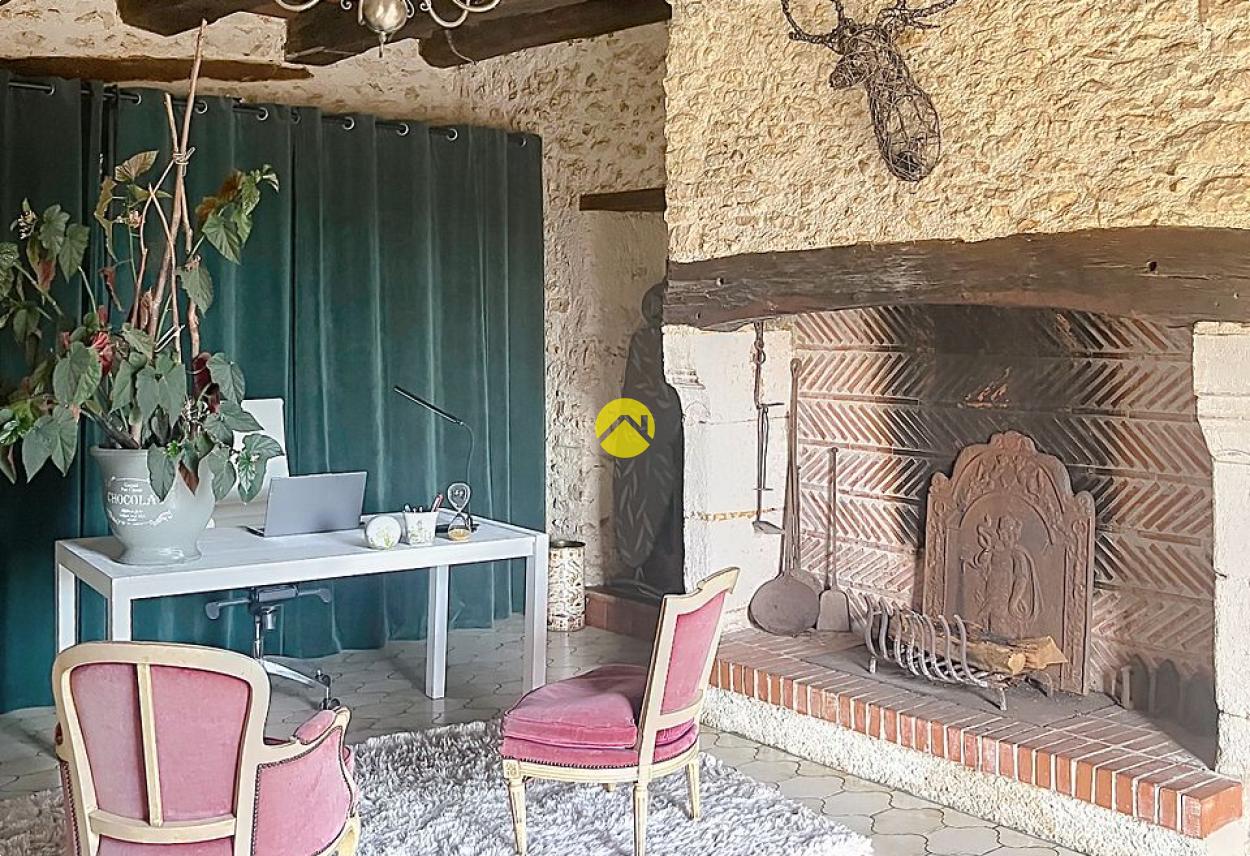 Maison 8 pièces 297 m² à Veyrines-de-Vergt, photo 3