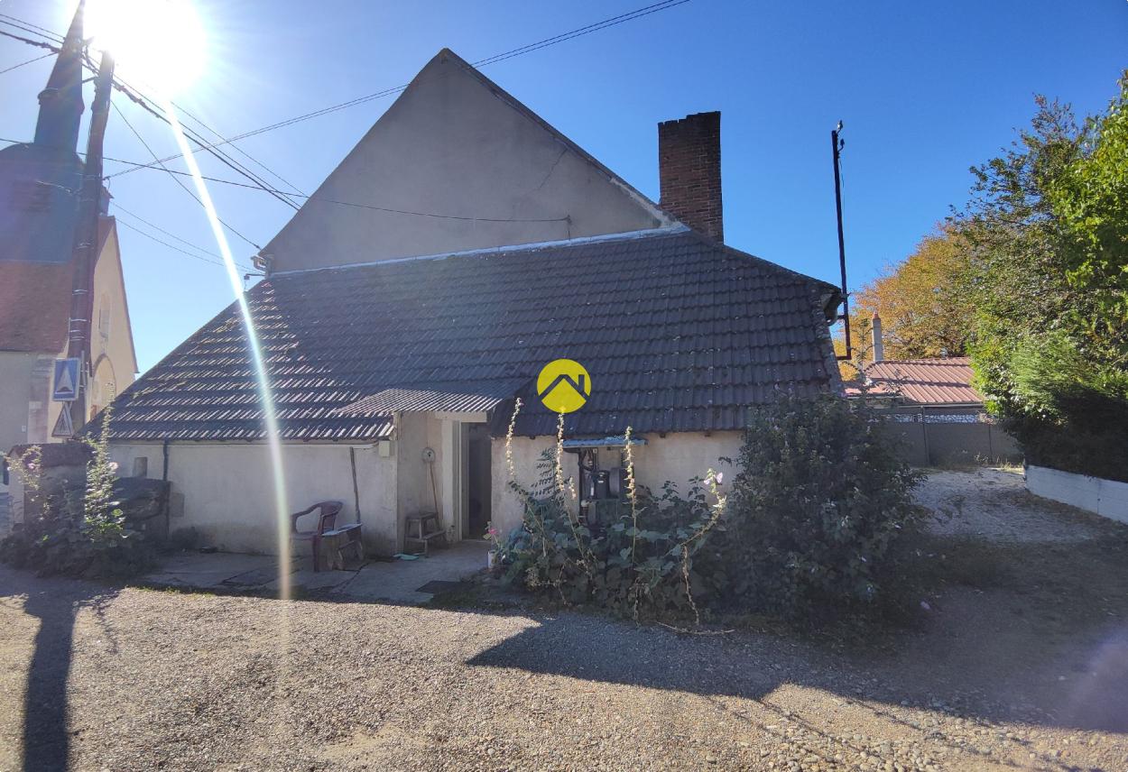 Immeuble 8 pièces 90 m² à Cours-les-Barres, photo 13