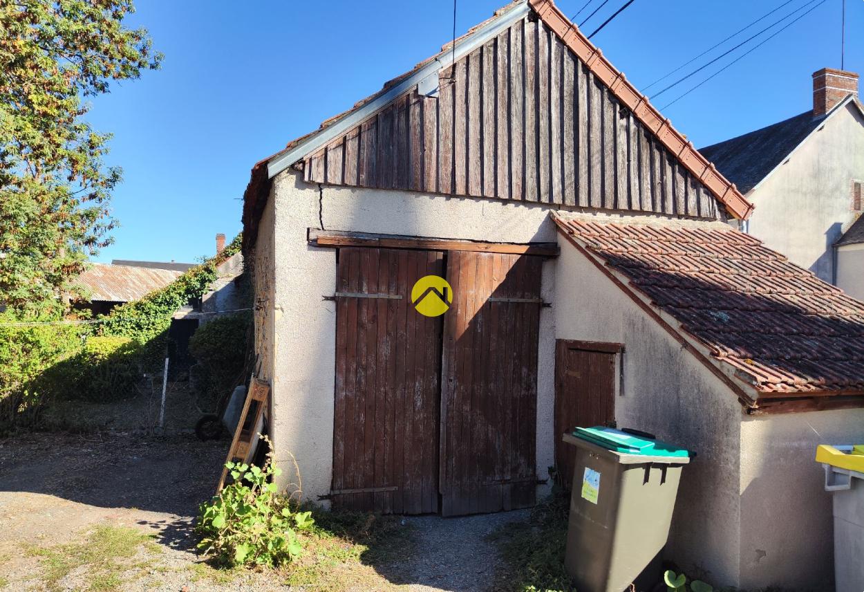 Immeuble 8 pièces 90 m² à Cours-les-Barres, photo 18