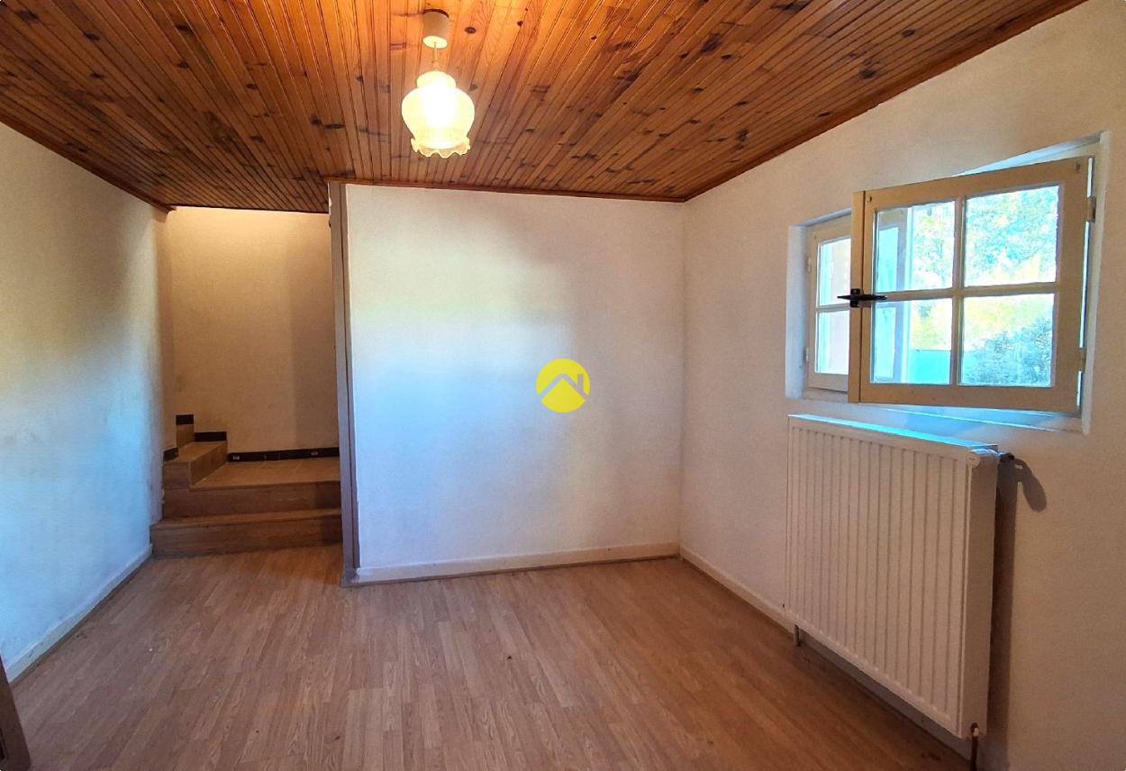 Maison 5 pièces 94 m² à Cérilly, photo 3