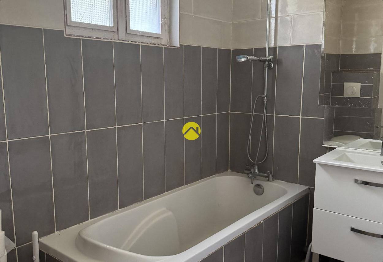 Maison 4 pièces 87 m² à La Guerche-sur-l'Aubois, photo 10