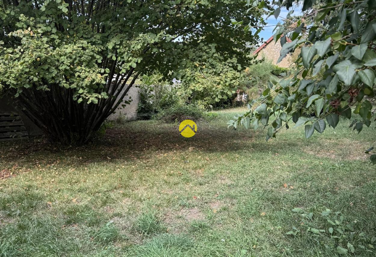 Maison 4 pièces 87 m² à La Guerche-sur-l'Aubois, photo 2