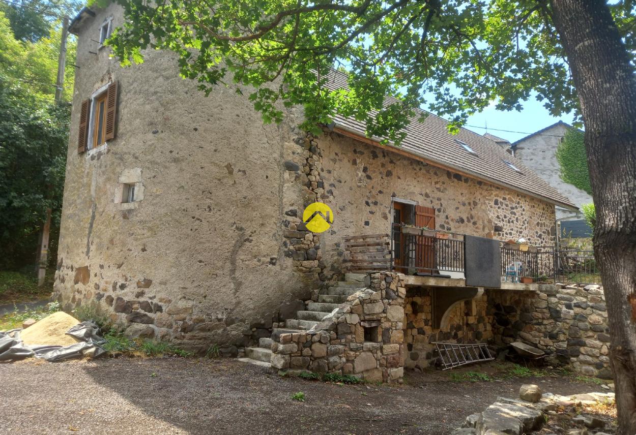 Maison 7 pièces 87 m² à Murat, photo 2