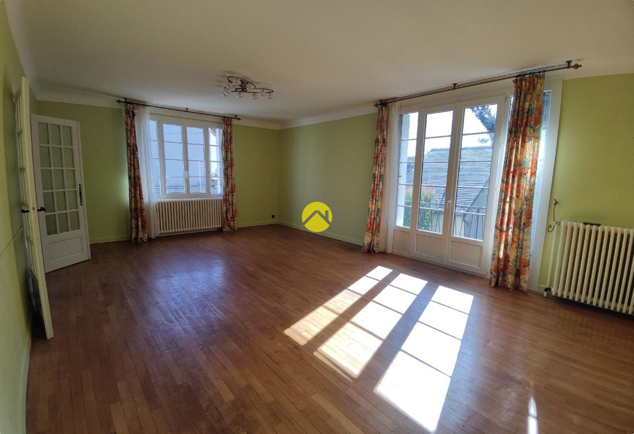 Maison 7 pièces 36 m² à Jouet-sur-l'Aubois, photo 2