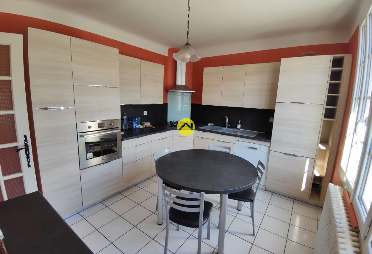 Maison 7 pièces 36 m² à Jouet-sur-l'Aubois, photo 3