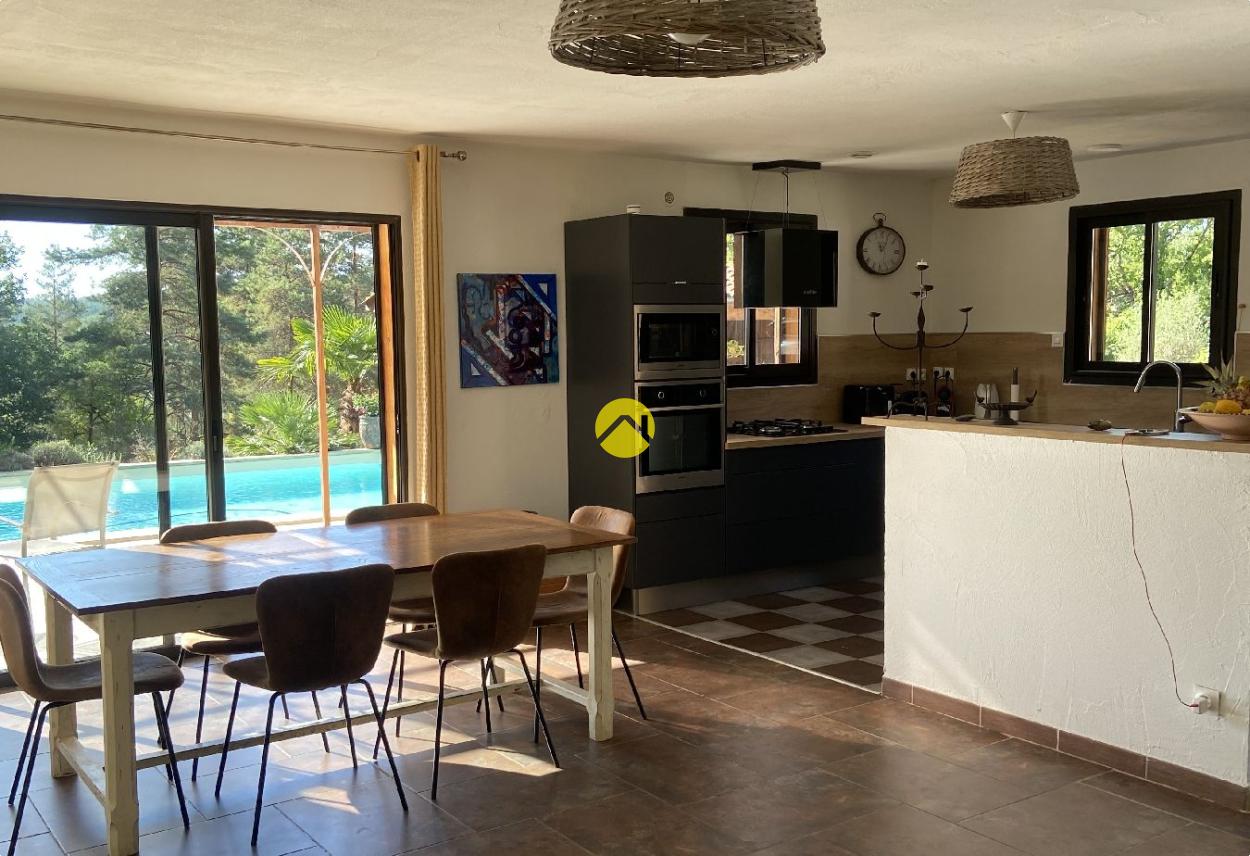Maison 5 pièces 139 m² à Val de Louyre et Caudeau, photo 3