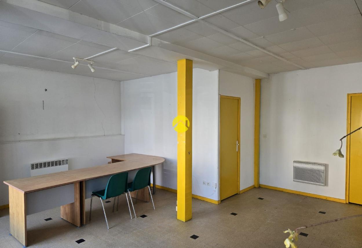 Appartement 7 pièces 127 m² à Huriel, photo 2
