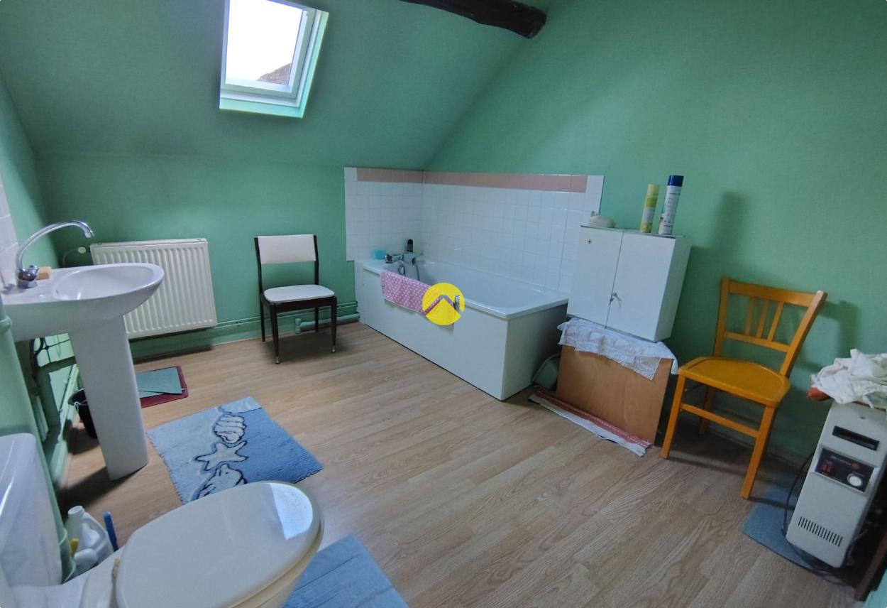 Maison 5 pièces 115 m² à Sancoins, photo 13