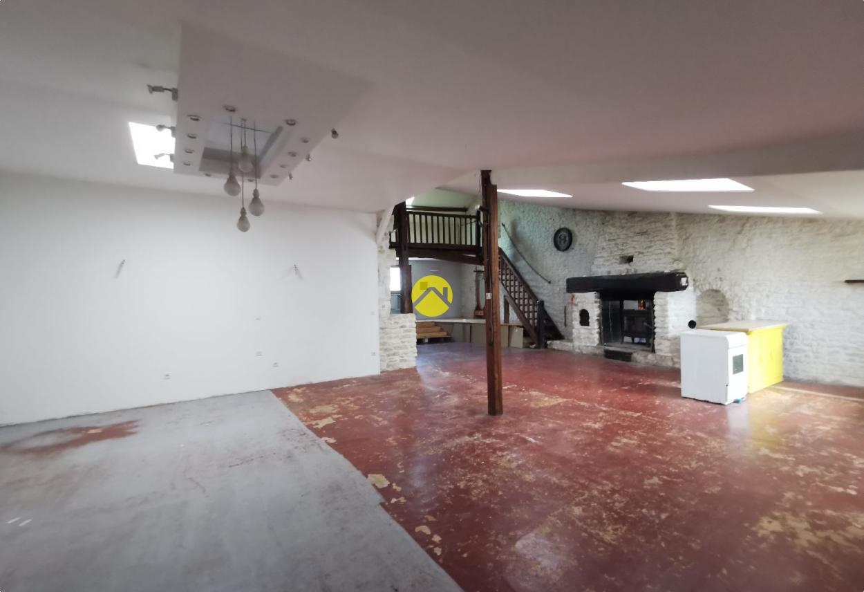 Maison 2 pièces 178 m² à Pouant, photo 8