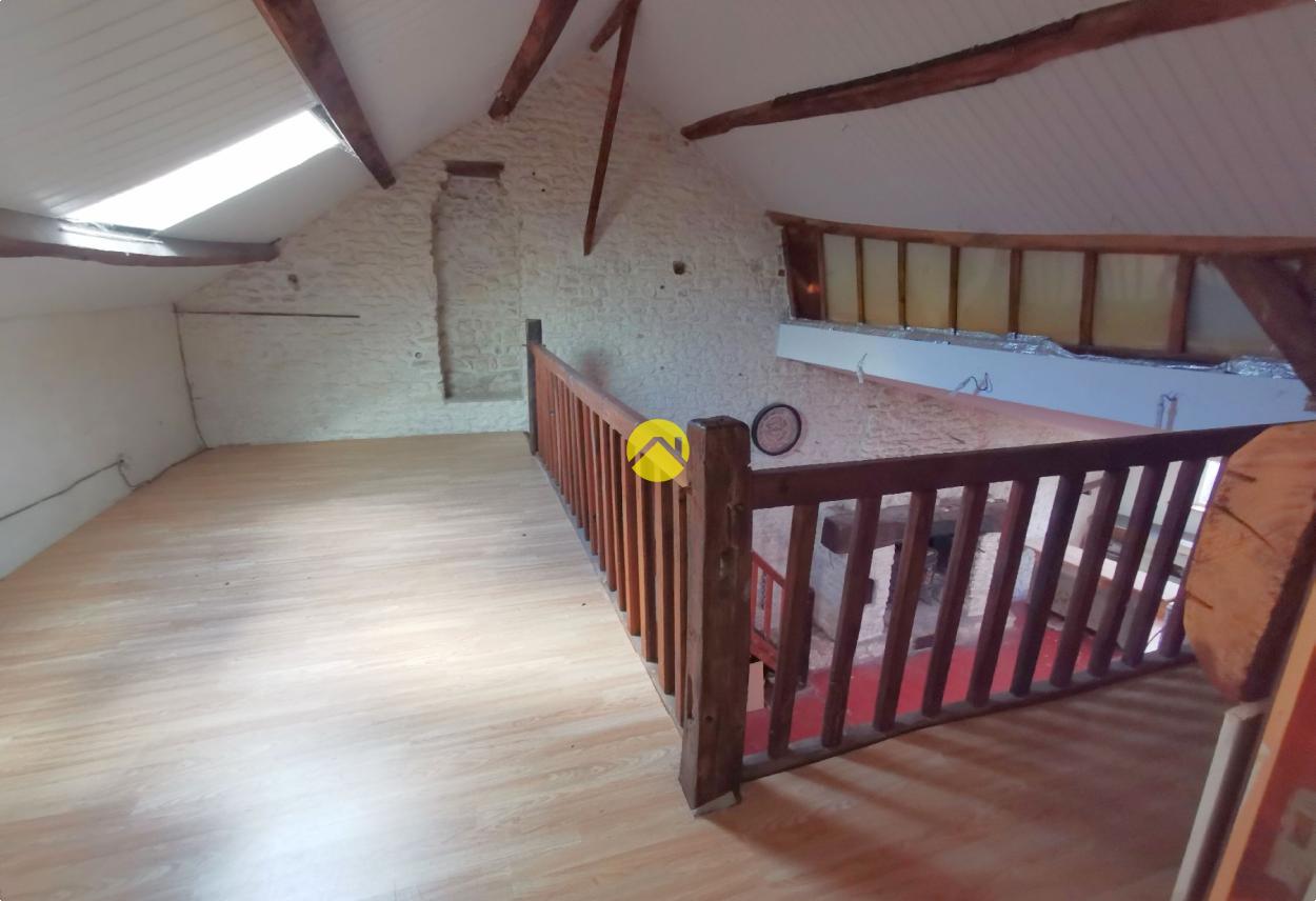 Maison 2 pièces 178 m² à Pouant, photo 9