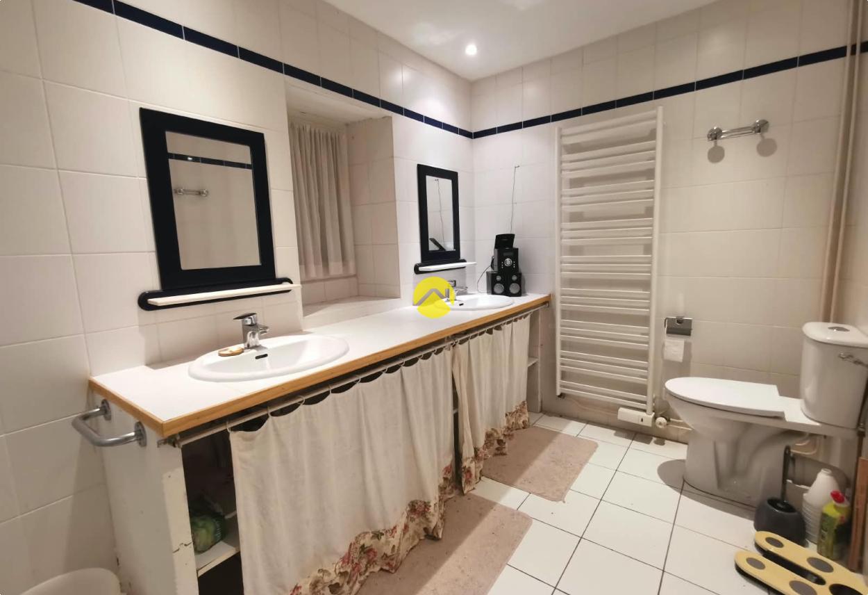 Maison 6 pièces 174 m² à Courcoué, photo 5
