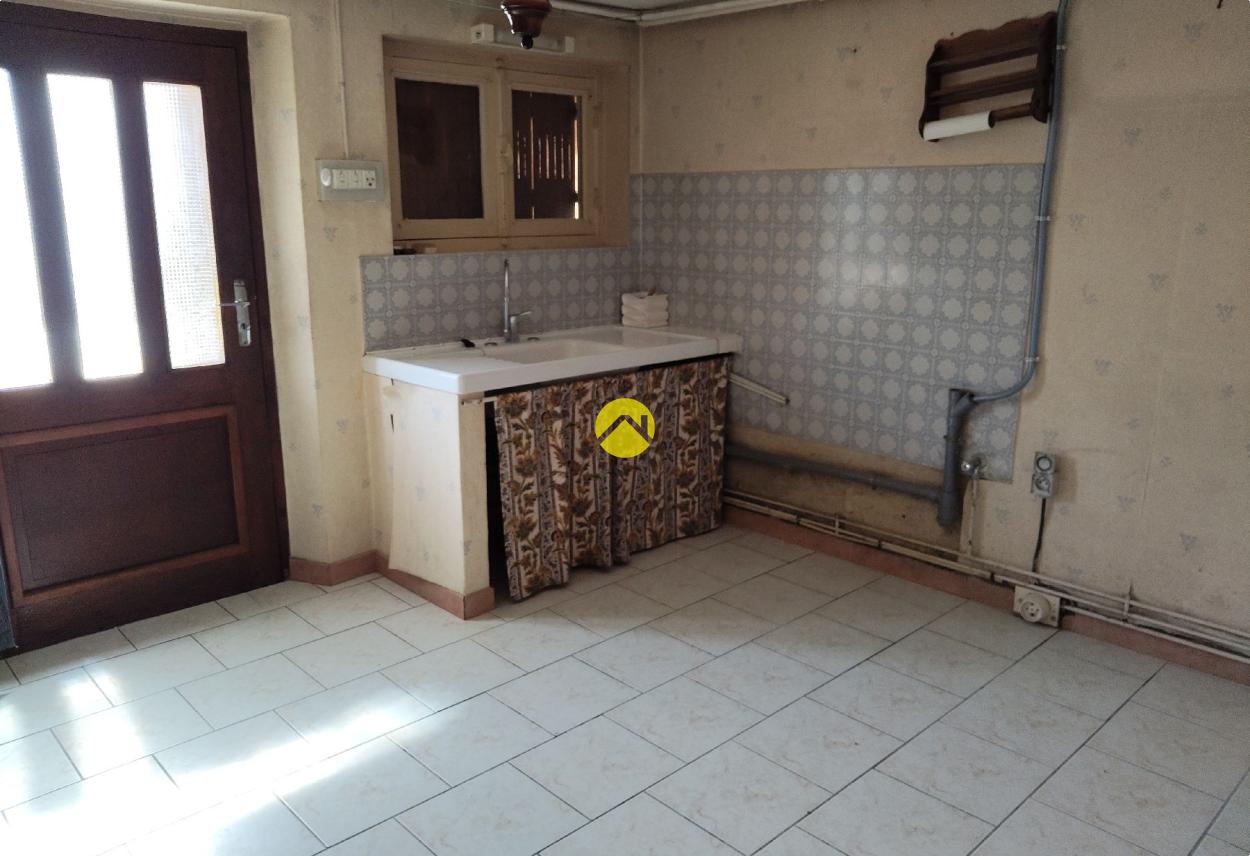 Maison 3 pièces 78 m² à Saint-Amand-Montrond, photo 10